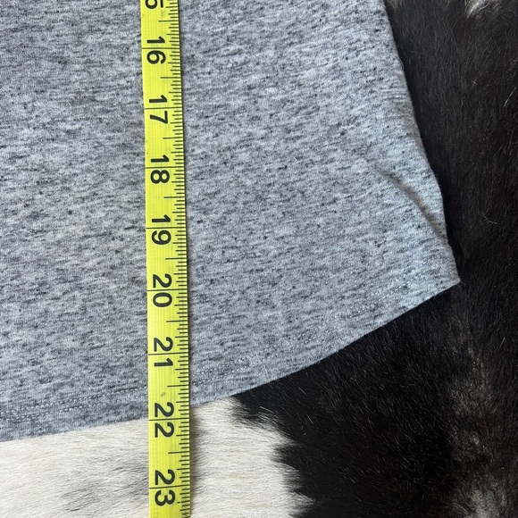 Victoria’s Secret Open Back Tee - Picture 4 of 6